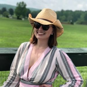 Meet your Posher, Alexandra